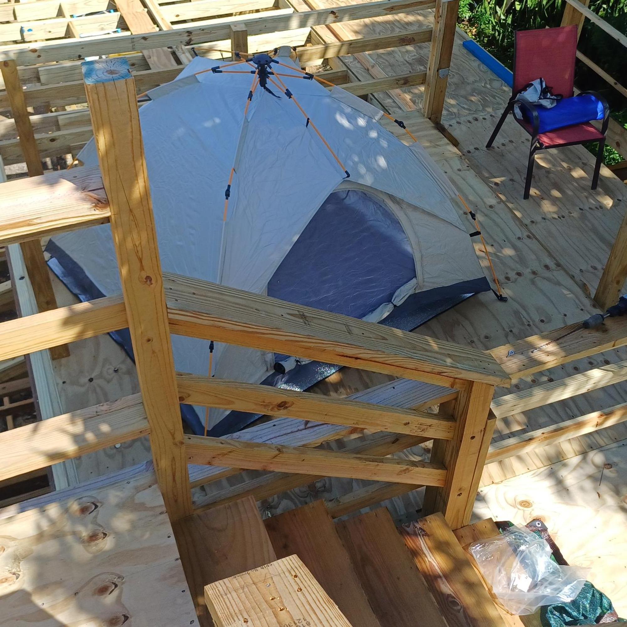 Rooster Run Glamping Camping Has Rooftop And Off The Ground Glamping Experience For 1 To 16 In A Single Tent And Views Of The Rain Forrest And To Culebra Across The Atlantic Ocean W Tents, Linens, Deluxe Air Beds, Warm Shower And More At A Great Pric Vieques Esterno foto